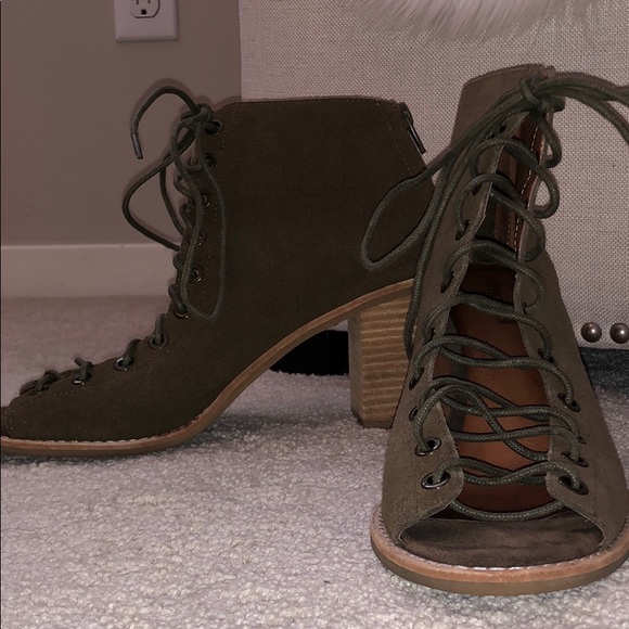 jeffrey campbell lace up heels